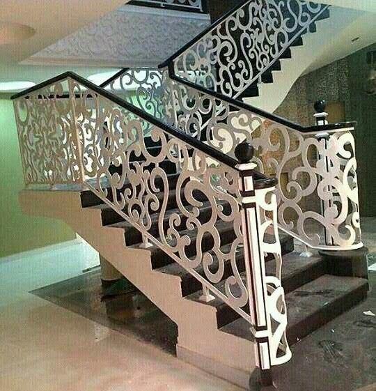 راهنمای خرید نرده سی ان سی