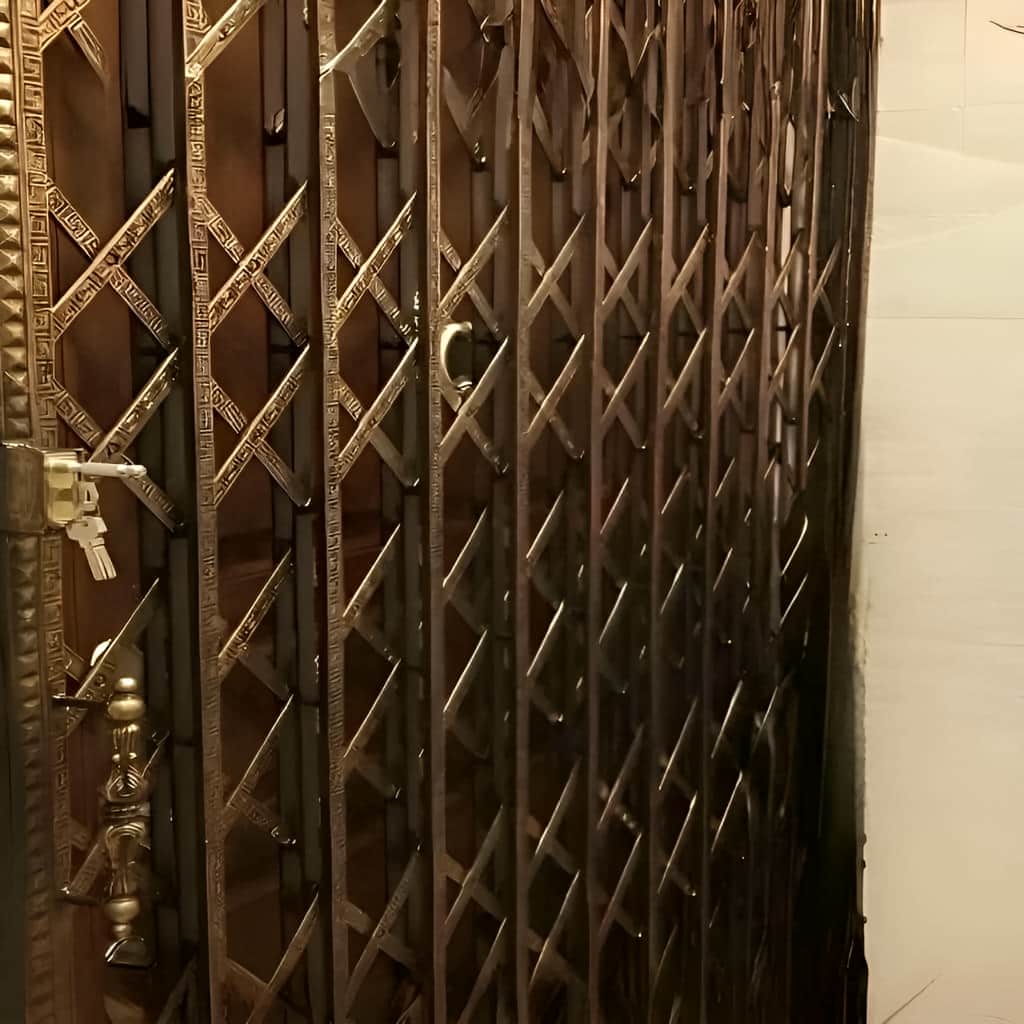 حفاظ آکاردئونی تمام گل سلطنتی تسمه ۲.۵ – ۱۷ سفارش حفاظ آکاردئونی تمام گل دوبل چهار جداره