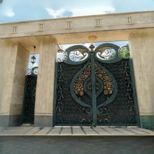 درب فلزی مدل دسته گل لوکس