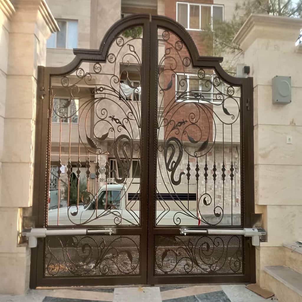کارخانه جک درب پارکینگ درب لولایی در قائمشهر