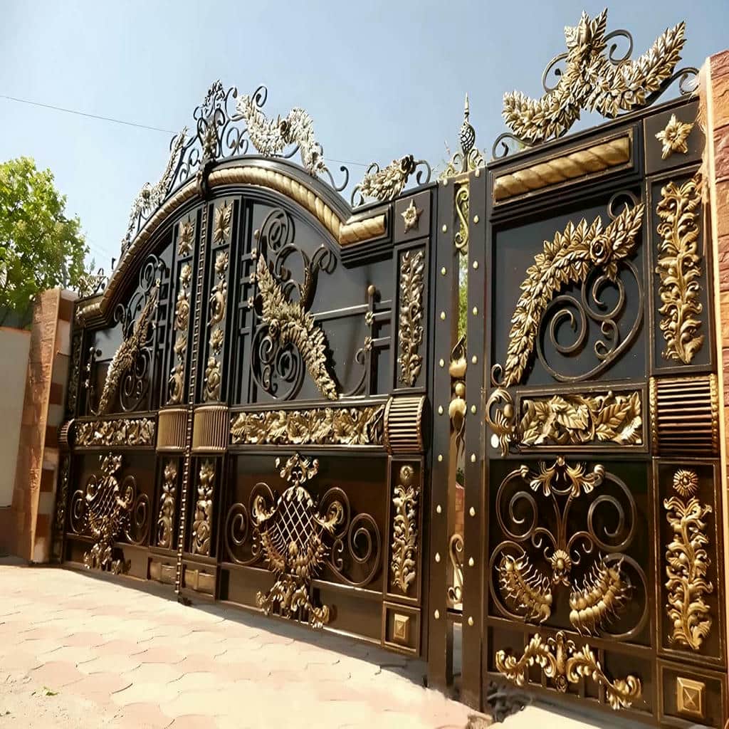خرید درب حیاط فرفورژه کلاسیک در ساری