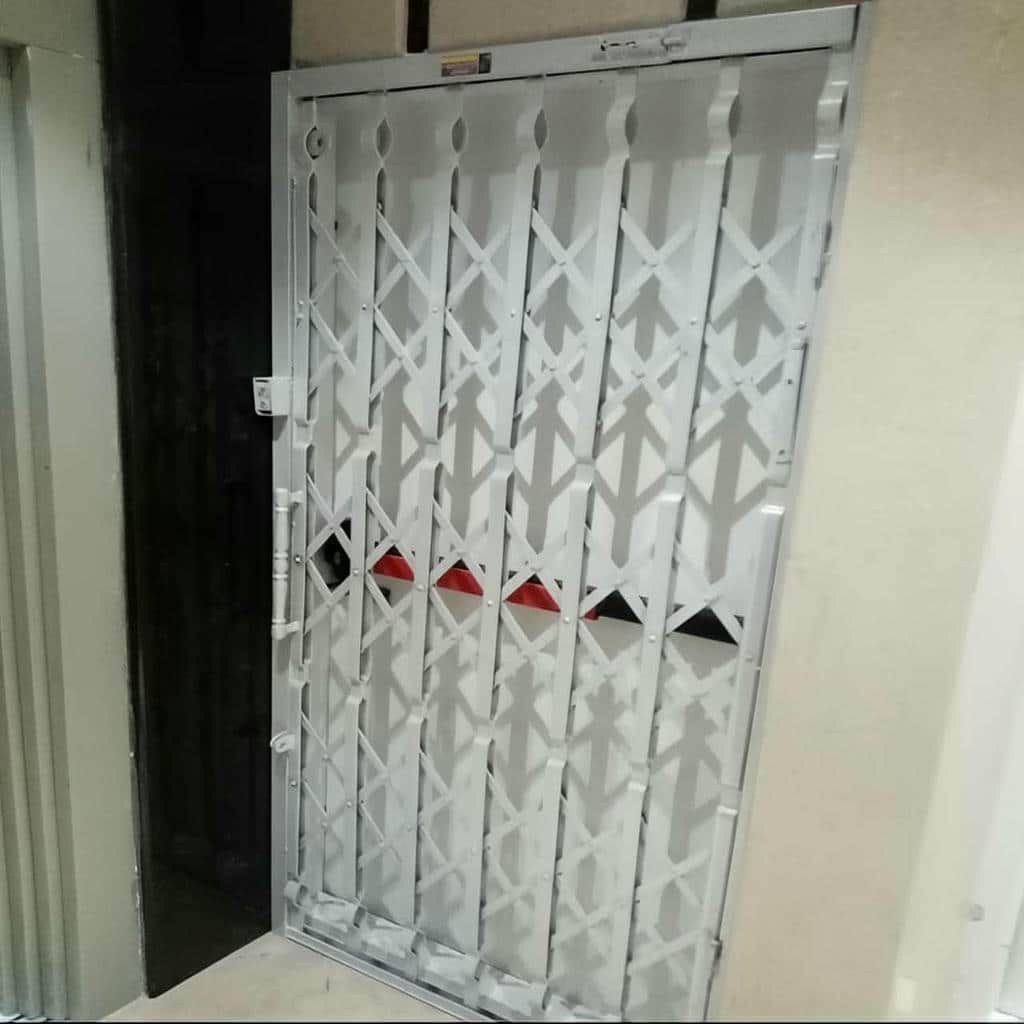 قیمت درب آکاردئونی فلزی تسمه تقویتشده در بندرعباس