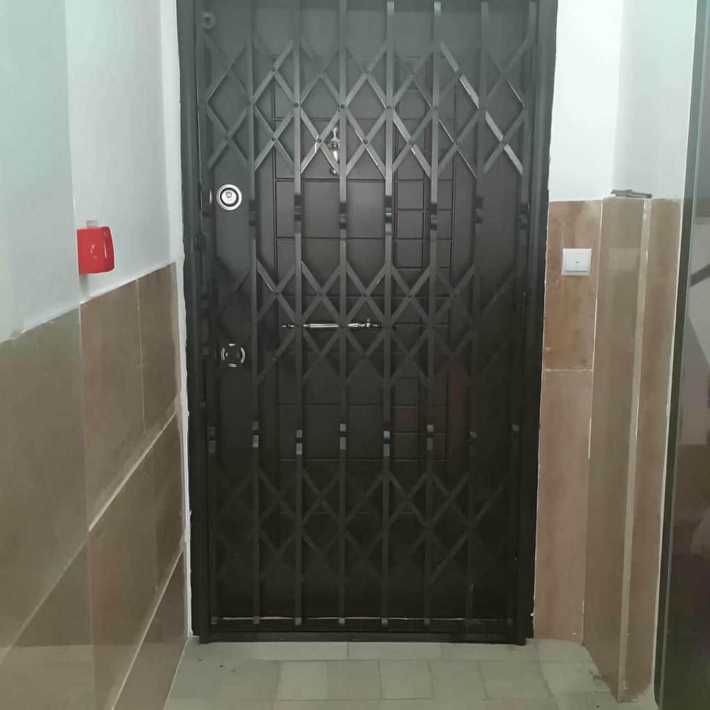 خرید درب آکاردئونی فلزی ضدبرش در چالوس