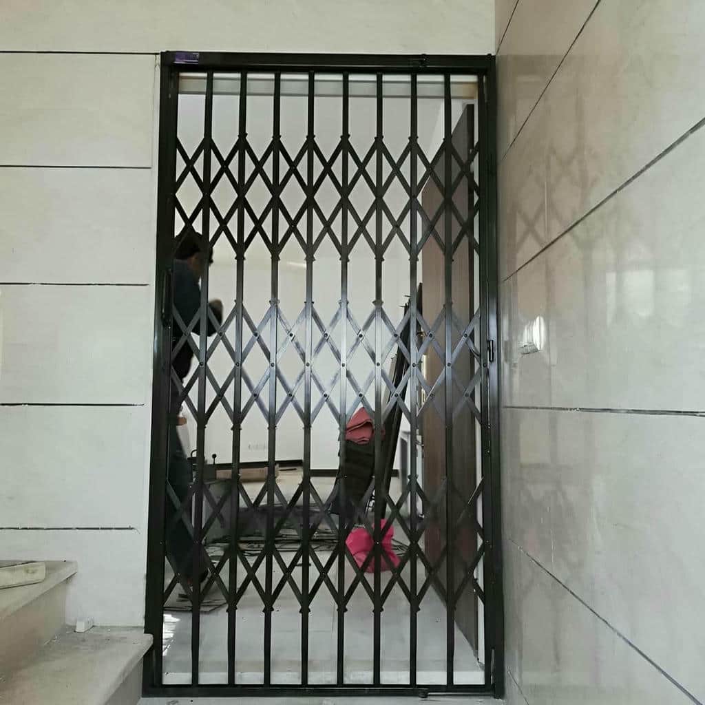 نصب درب آکاردئونی فلزی تمام گل در گرگان
