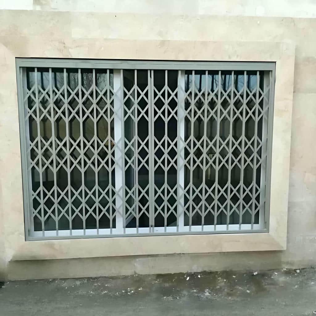 نصب درب آکاردئونی فلزی چهارگل در نظرآباد
