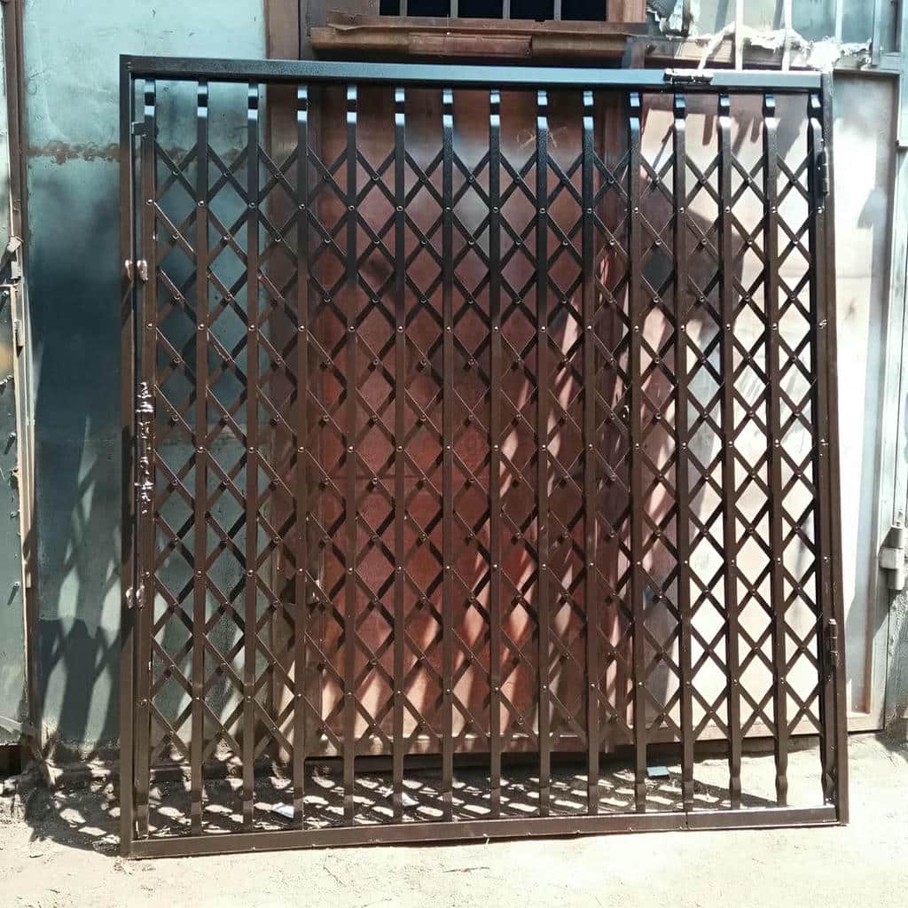 قیمت درب آکاردئونی فلزی سه گل در ساری