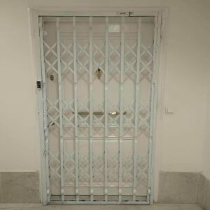 درب آکاردئونی فلزی در سبزوار