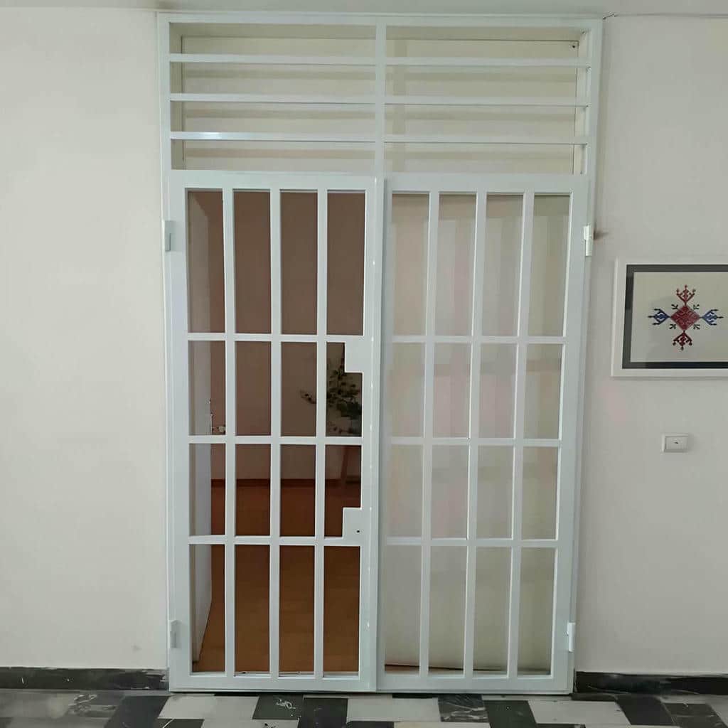 خرید درب آکاردئونی فلزی ضدبرش در نظرآباد