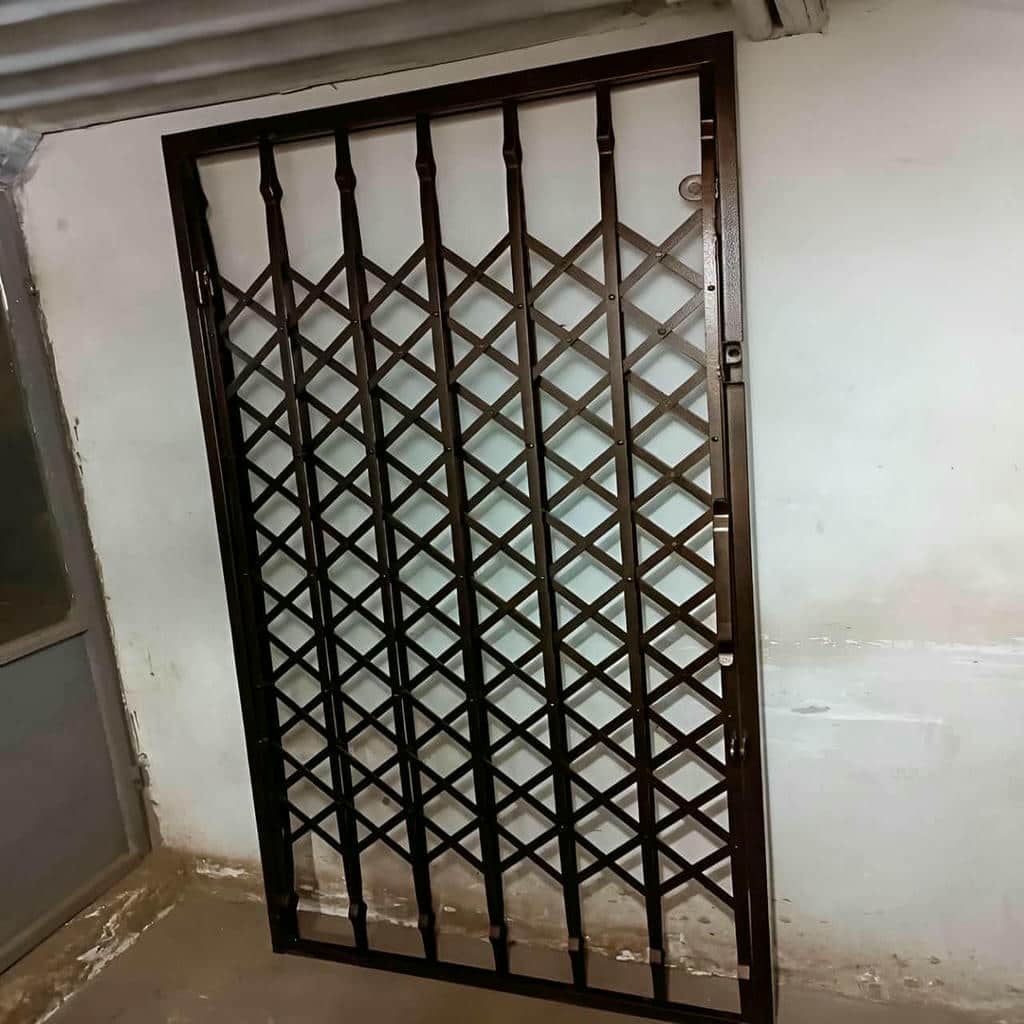 فروش درب آکاردئونی فلزی تمام گل در کاشان