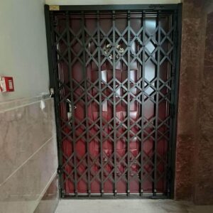 درب آکاردئونی فلزی در آبسرد