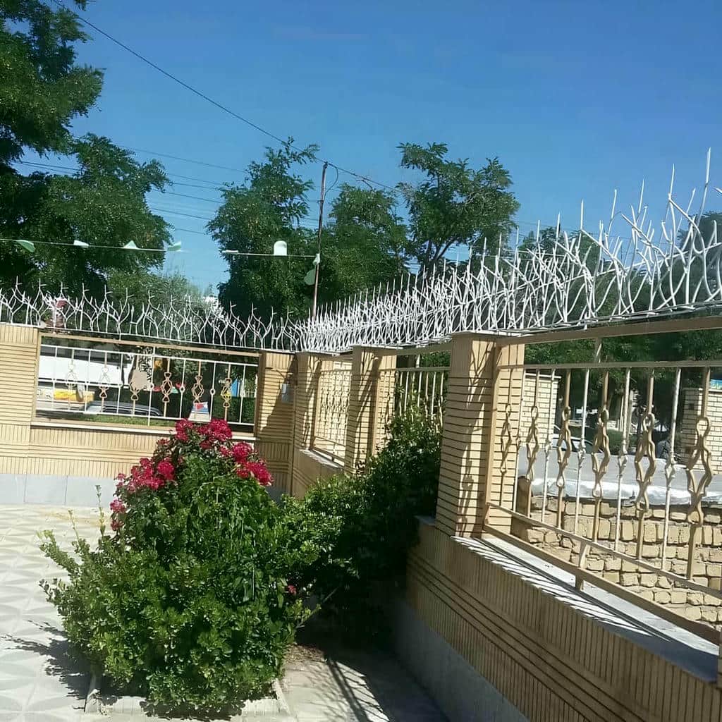 نصب حفاظ شاخ گوزنی دیوار ساختمان متریال استاندارد در فشم