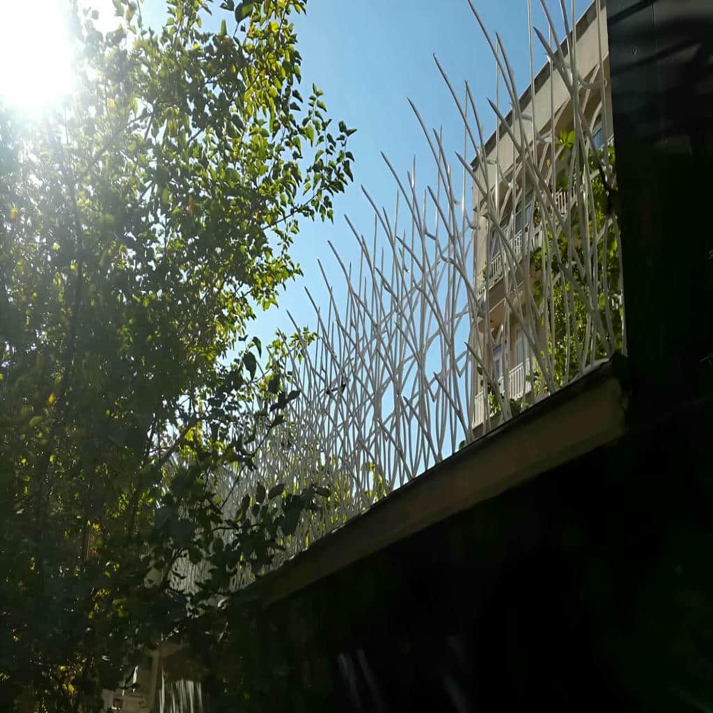 نصب حفاظ شاخ گوزنی دیوار ساختمان رنگ کوره ای در یاسوج