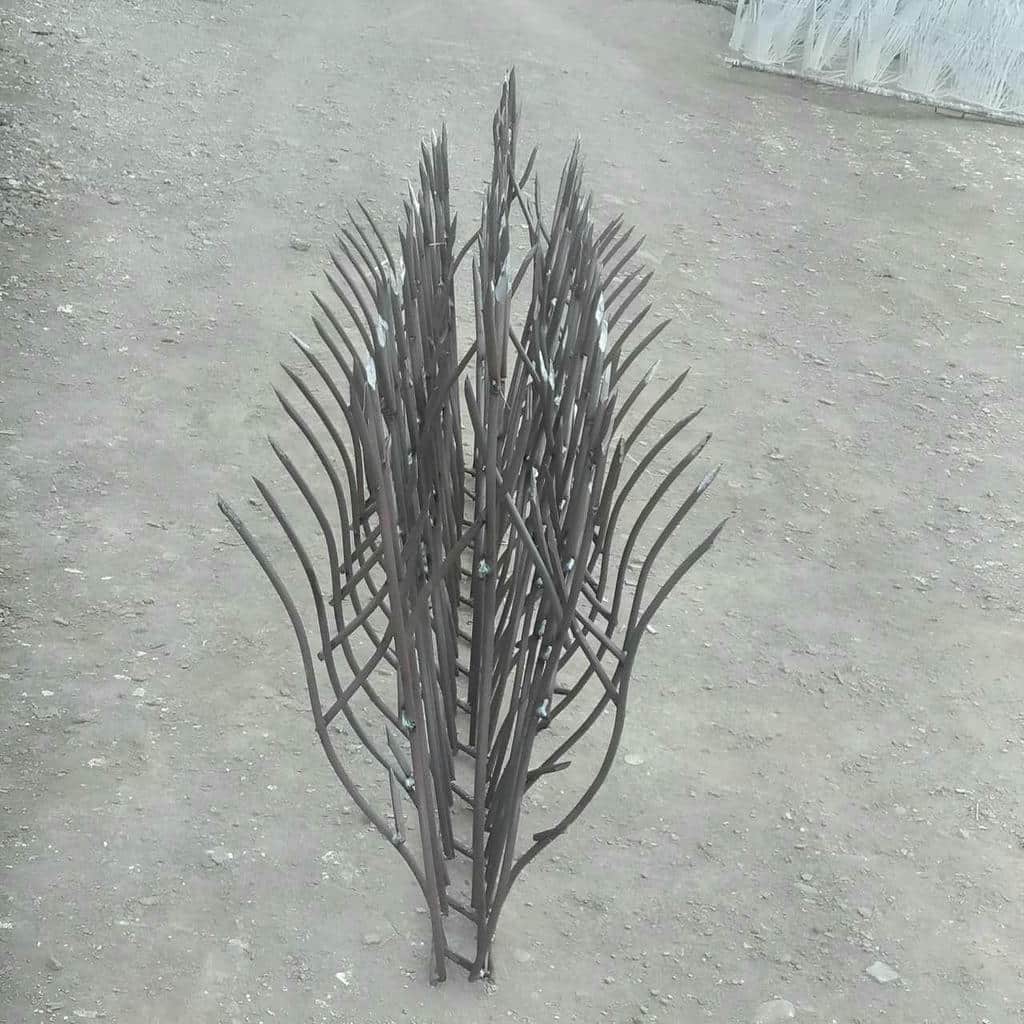 نصب حفاظ شاخ گوزنی دیوار ساختمان شاخه متراکم در کردان