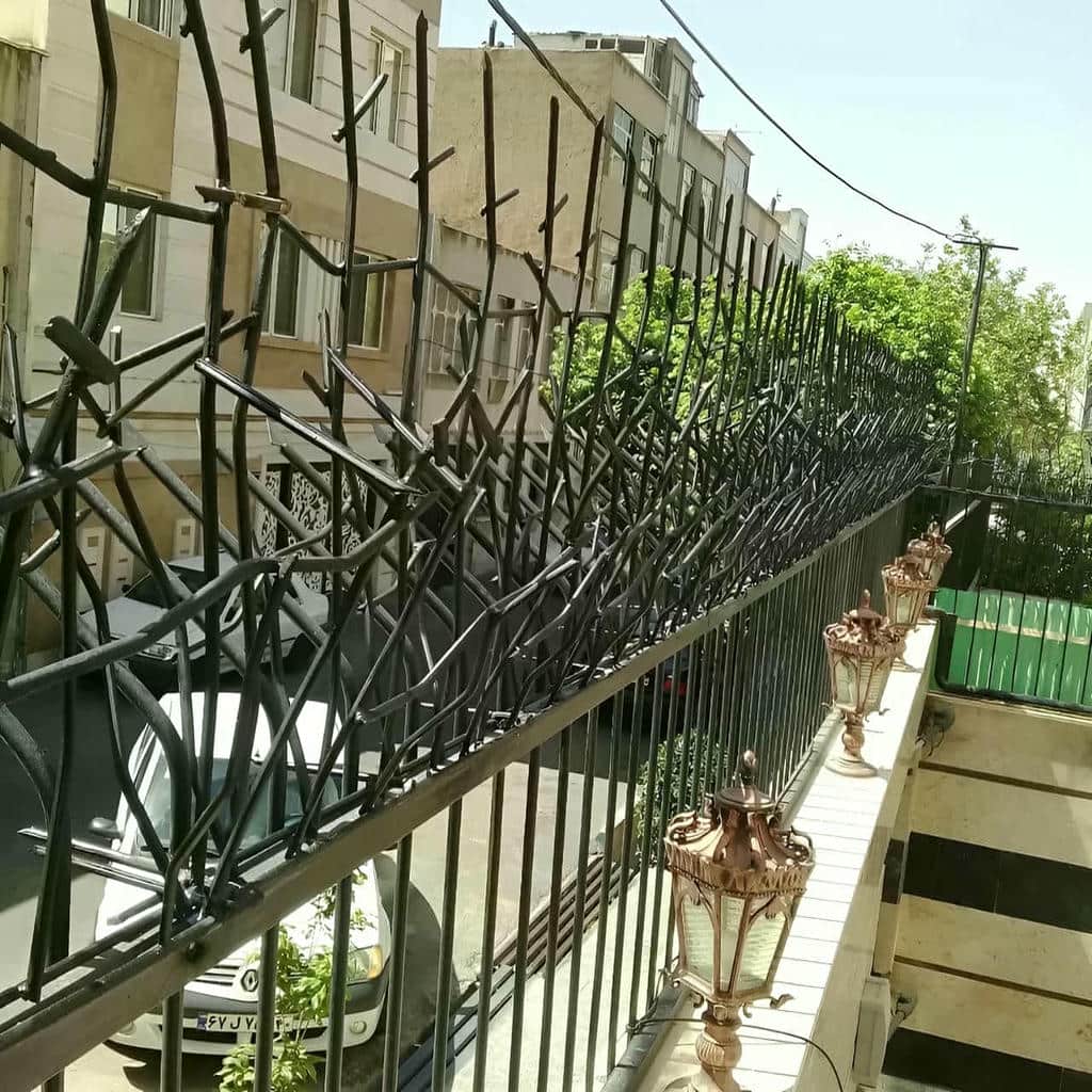 خرید حفاظ شاخ گوزنی دیوار ساختمان کاربری ویلایی در فشم
