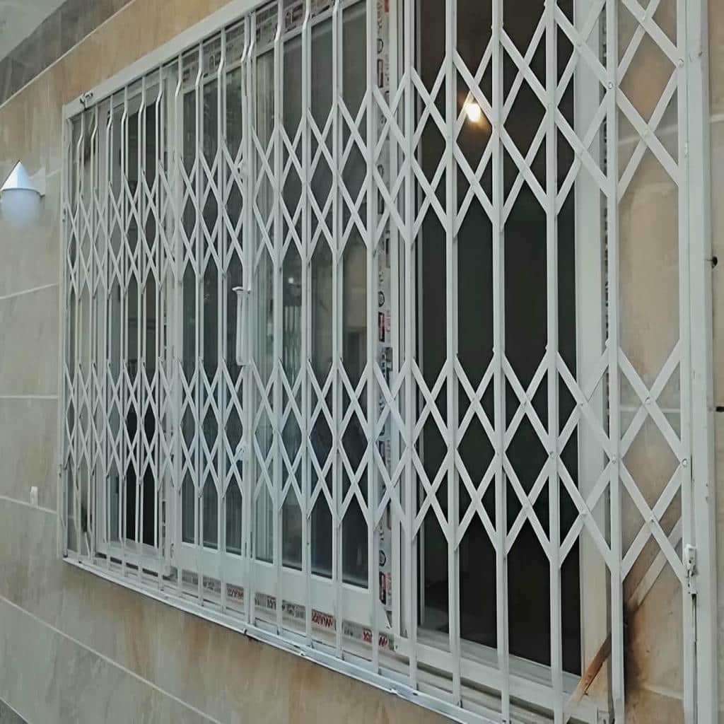 قیمت حفاظ پنجره فرفورژه کلاسیک در رامسر