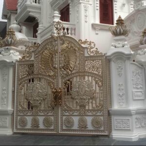 درب حیاط در ملارد