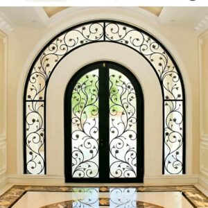 درب حیاط در سقز