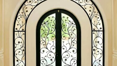 درب حیاط در سقز