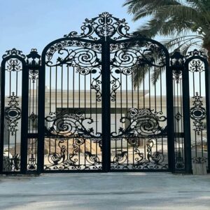 درب حیاط در بندر بوشهر