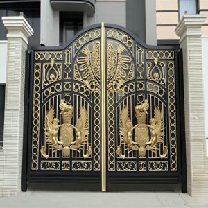 درب حیاط در فردیس کرج