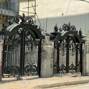 درب حیاط در یزد