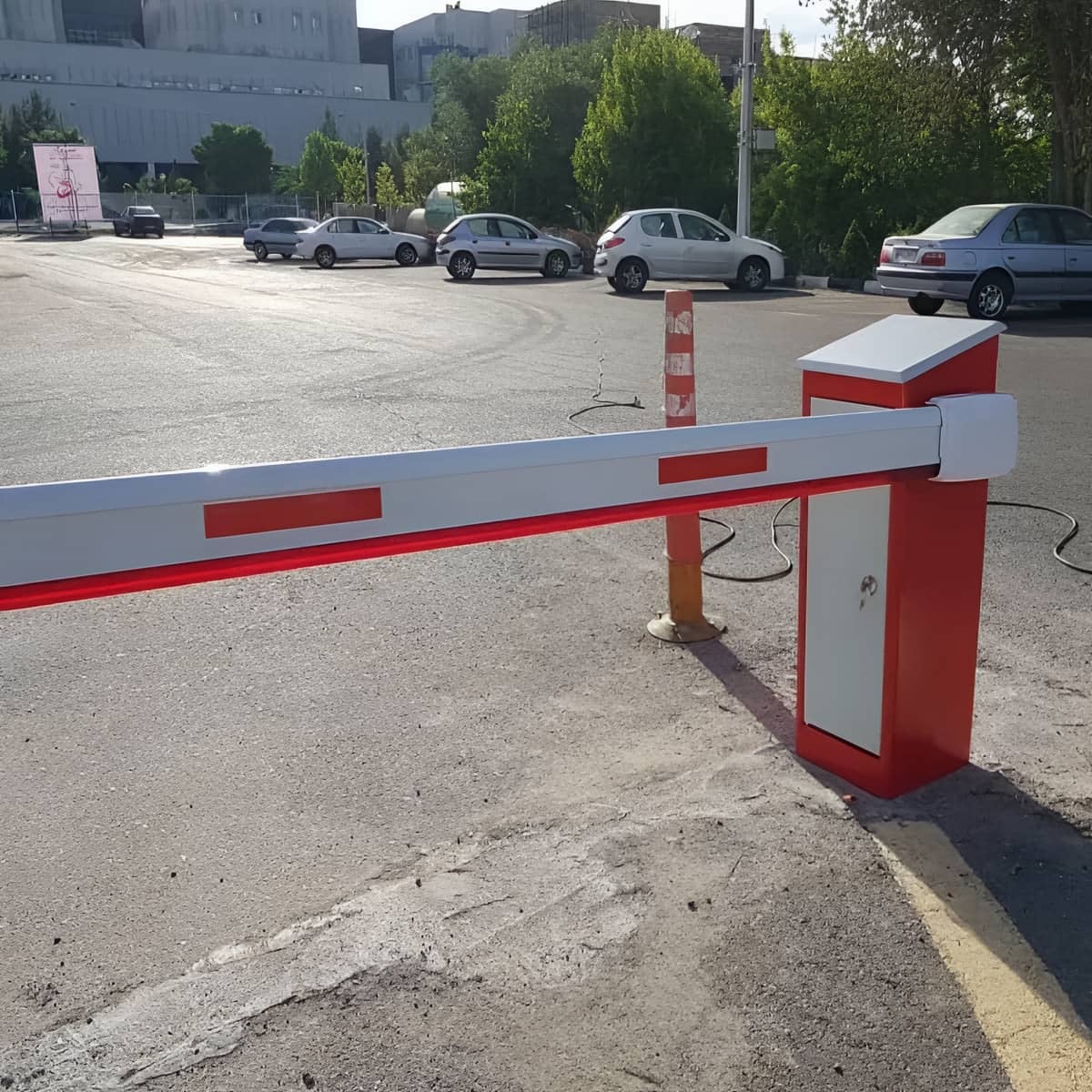 راهبند پارکینگ با موتور آب بندی شده راهبند پارکینگ با موتور آب بندی شده