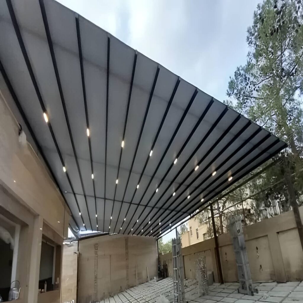 سقف برقی حیاط با آب بندی دقیق