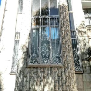 حفاظ فلزی پنجره؛ راهکاری کاربردی برای محافظت از پنجره های قابل دسترس