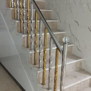 نرده استیل شیشه‌ای مدرن
