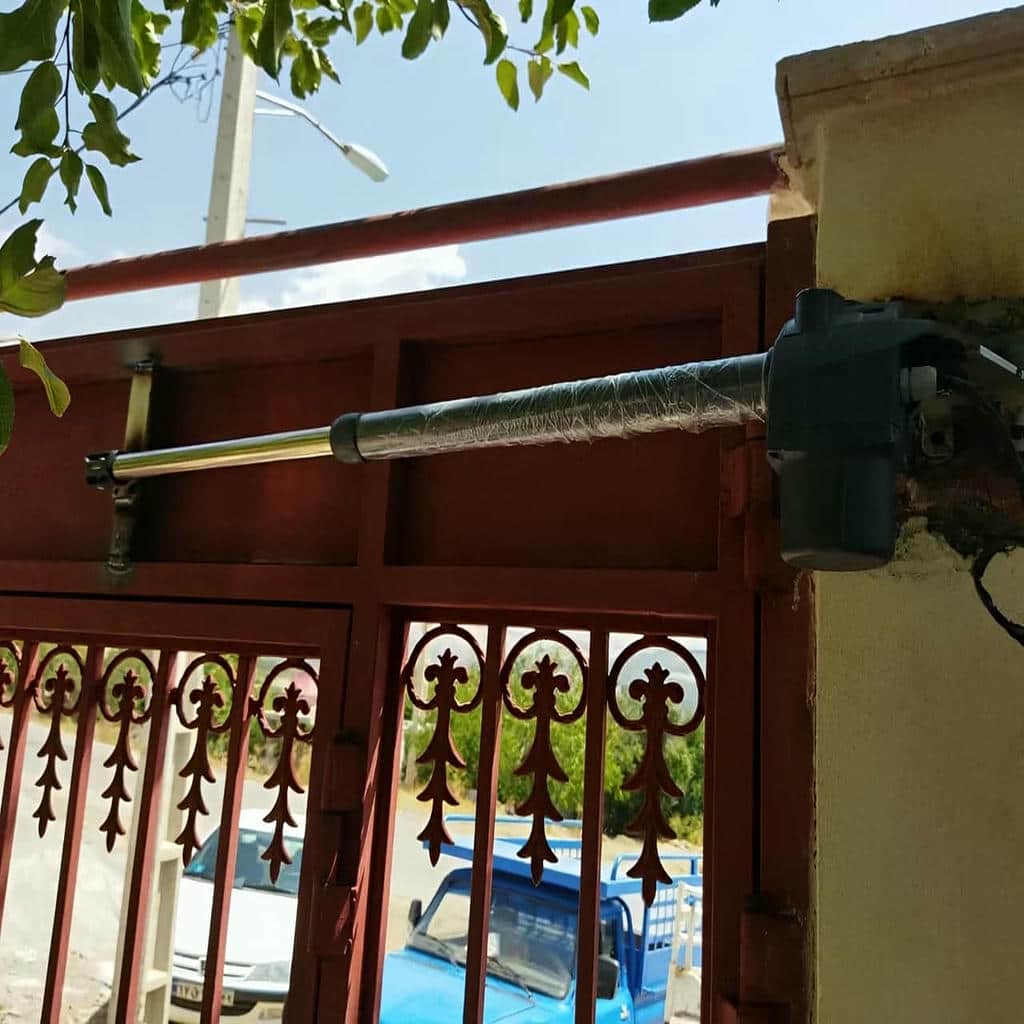 جک بازویی درب پارکینگ با ریموت و گیرنده مرکزی جک بازویی درب پارکینگ با ریموت و گیرنده مرکزی