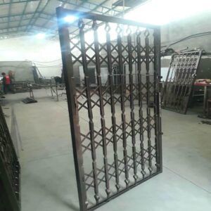 6 نمونه حفاظ آکاردئونی درب واحد مسکونی