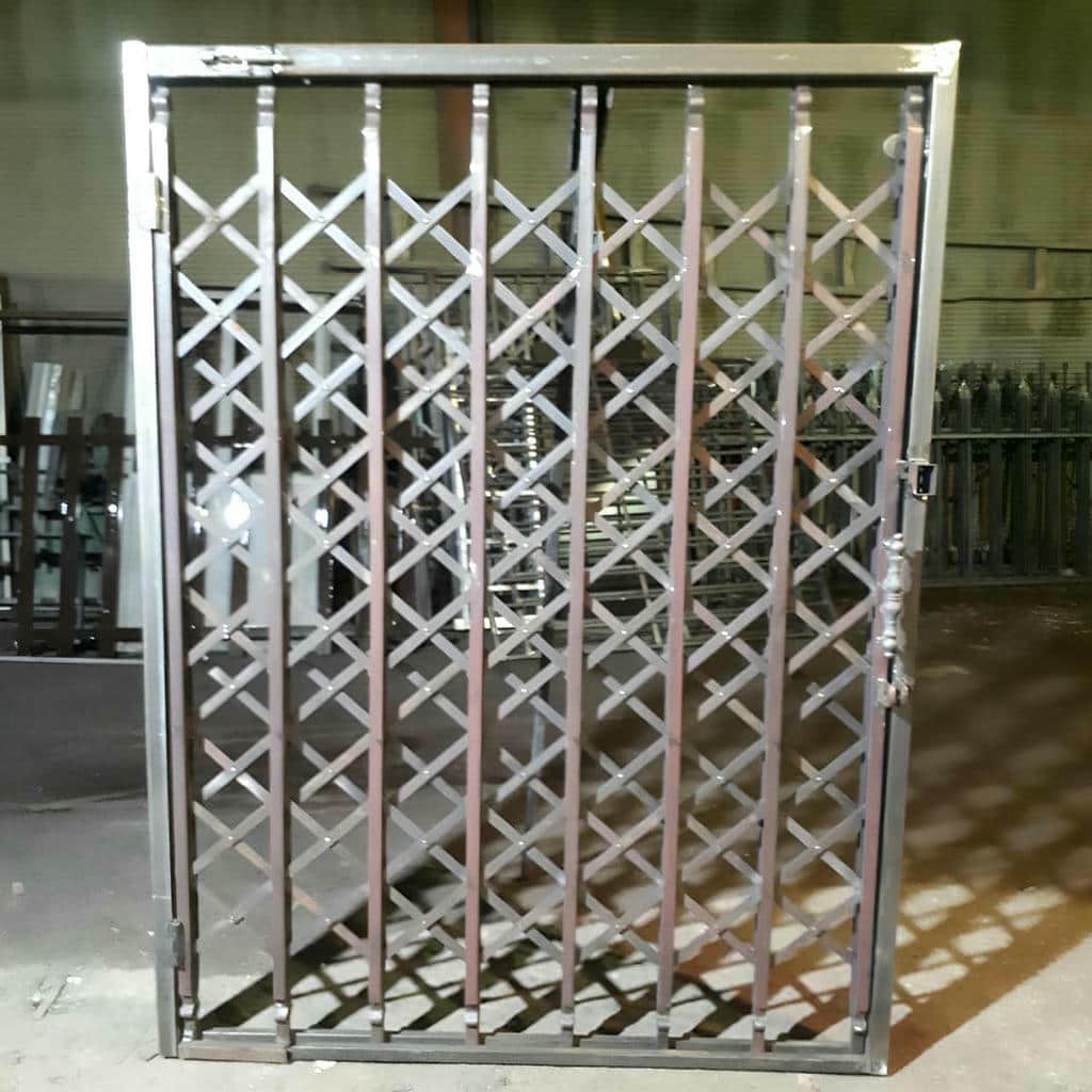 سفارش درب آکاردئونی قفل مخفی کتابی با جای قفل تقویت‌شده