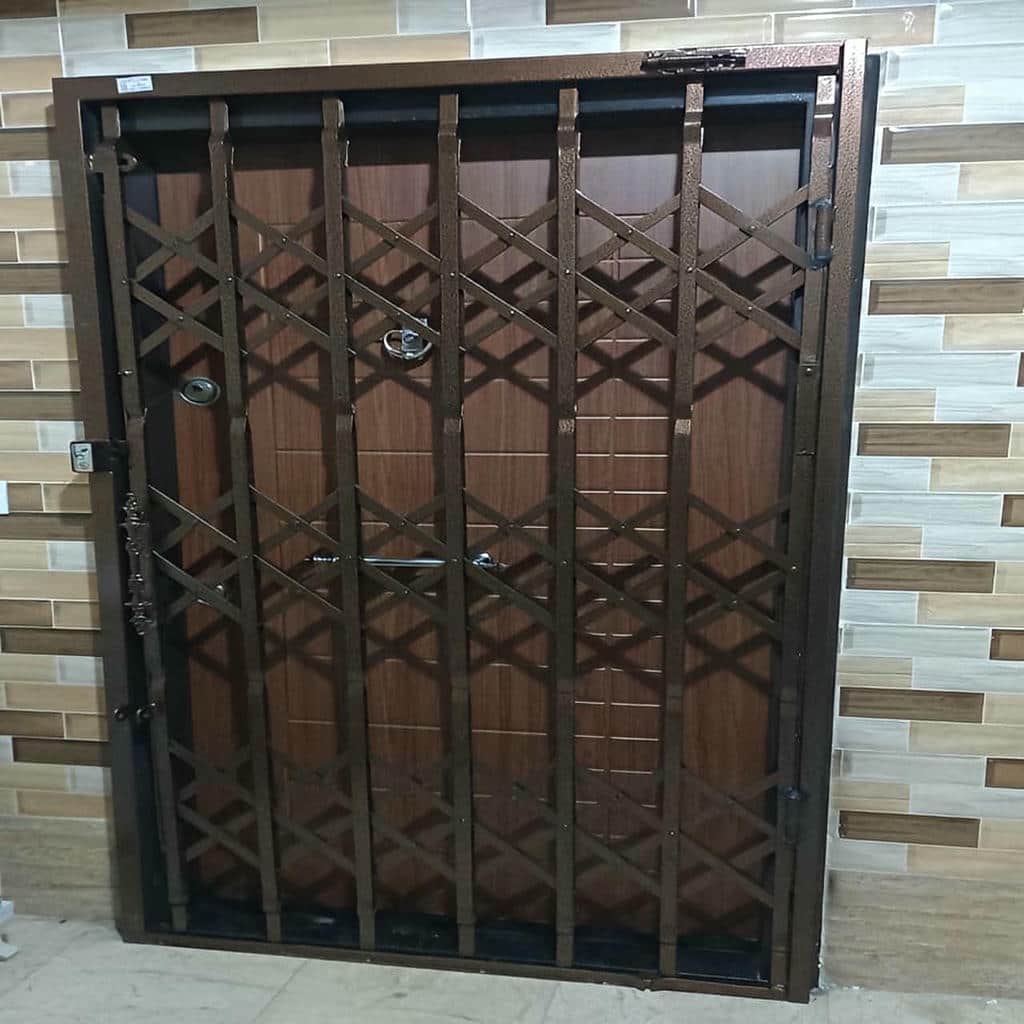 خرید درب حفاظ فلزی ورودی واحد با مشاوره انتخاب طرح