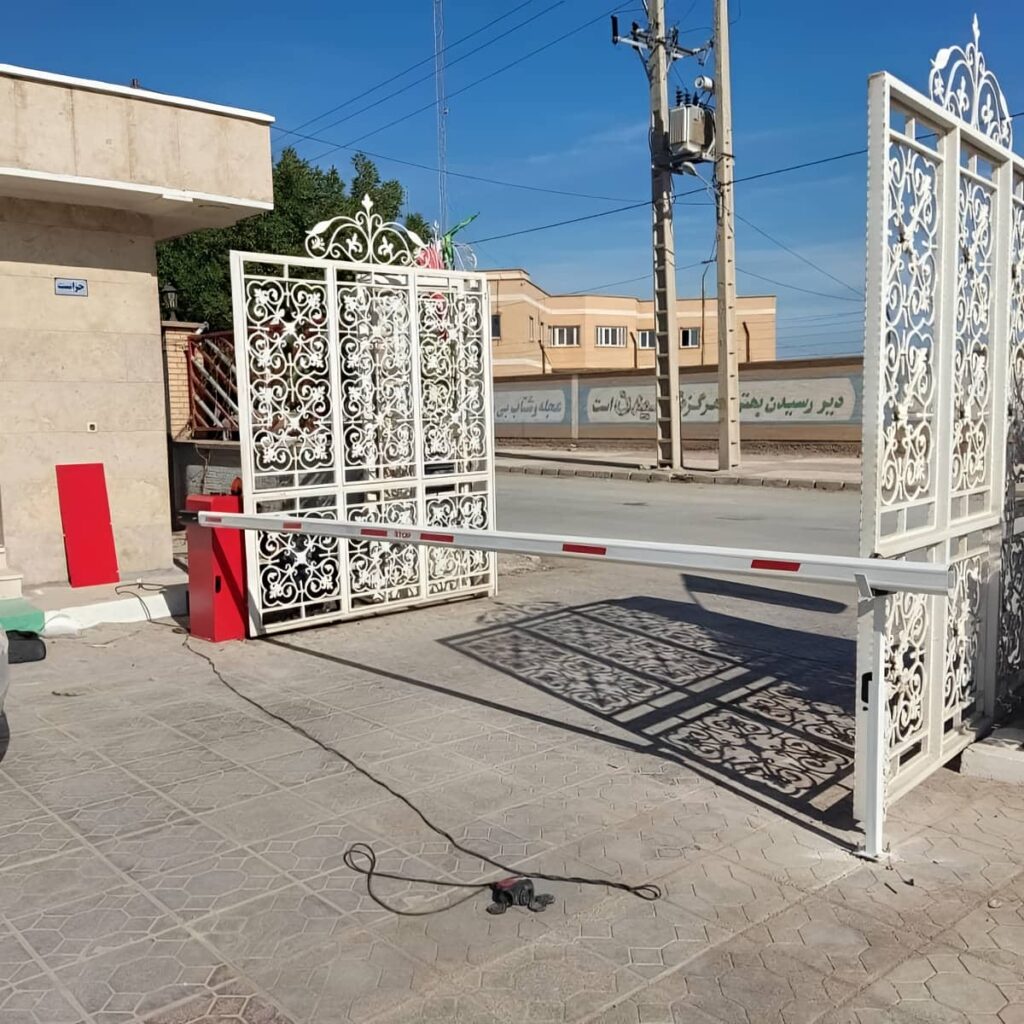 اجرای راهبند بازویی LED دار پارکینگ برای مدیریت تردد