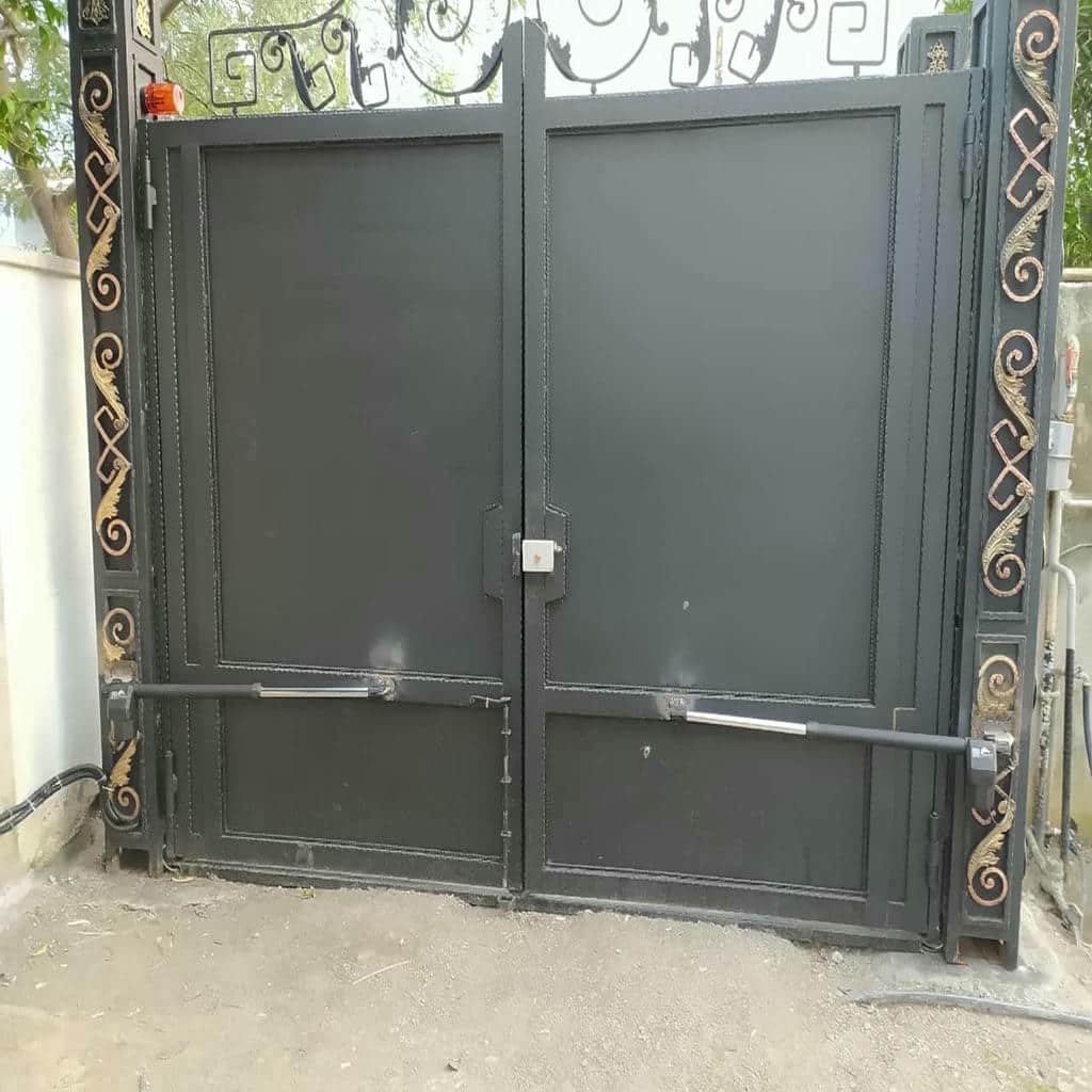 قیمت درب اتوماتیک ریلی حیاط وابسته به طرح و شرایط نصب