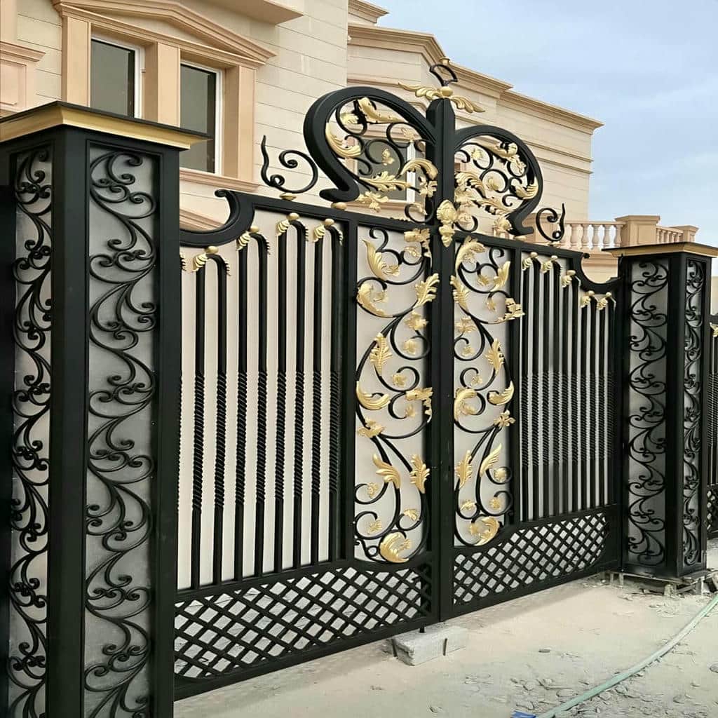 سفارش درب پارکینگ CNC پنل فلزی خطی برای نمای ساده