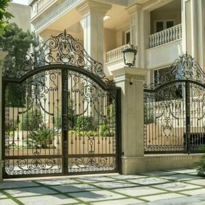 7 طرح درب حیاط بزرگ پارکینگ
