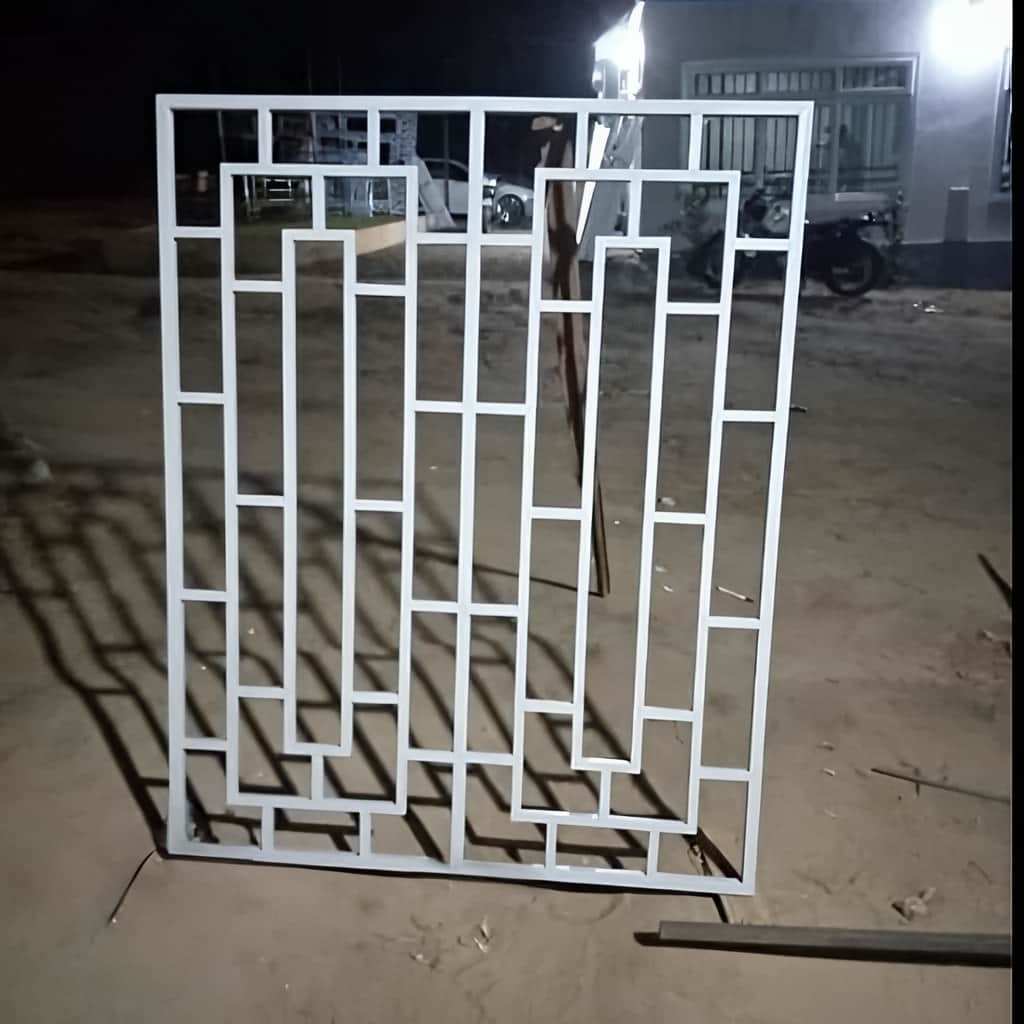 حفاظ پنجره کلاسیک آهنی ایرانی