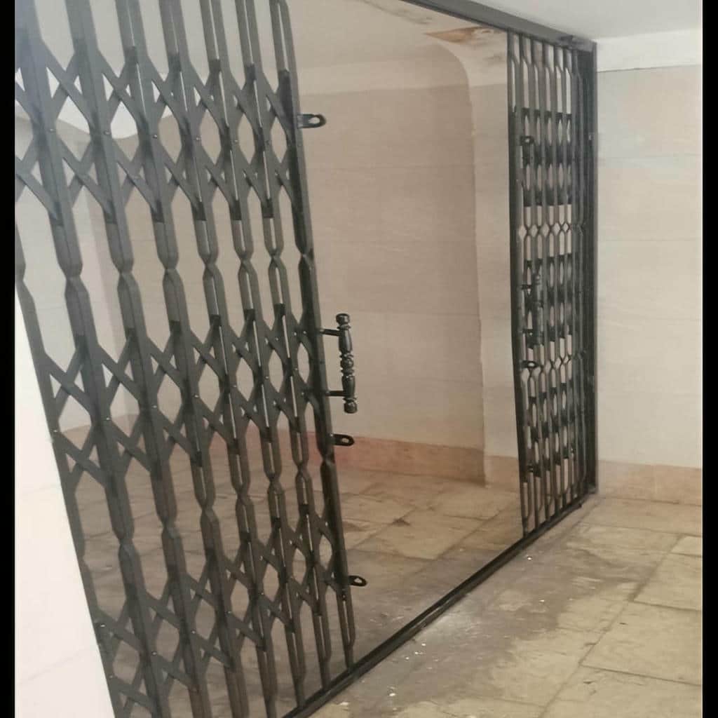 حفاظ درب ضد سرقت مدل آکاردئونی