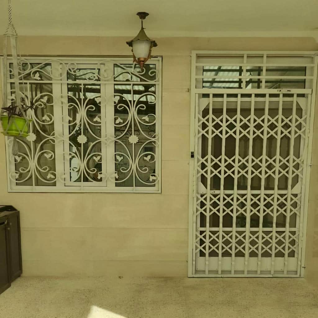 حفاظ متحرک سرویس آسان