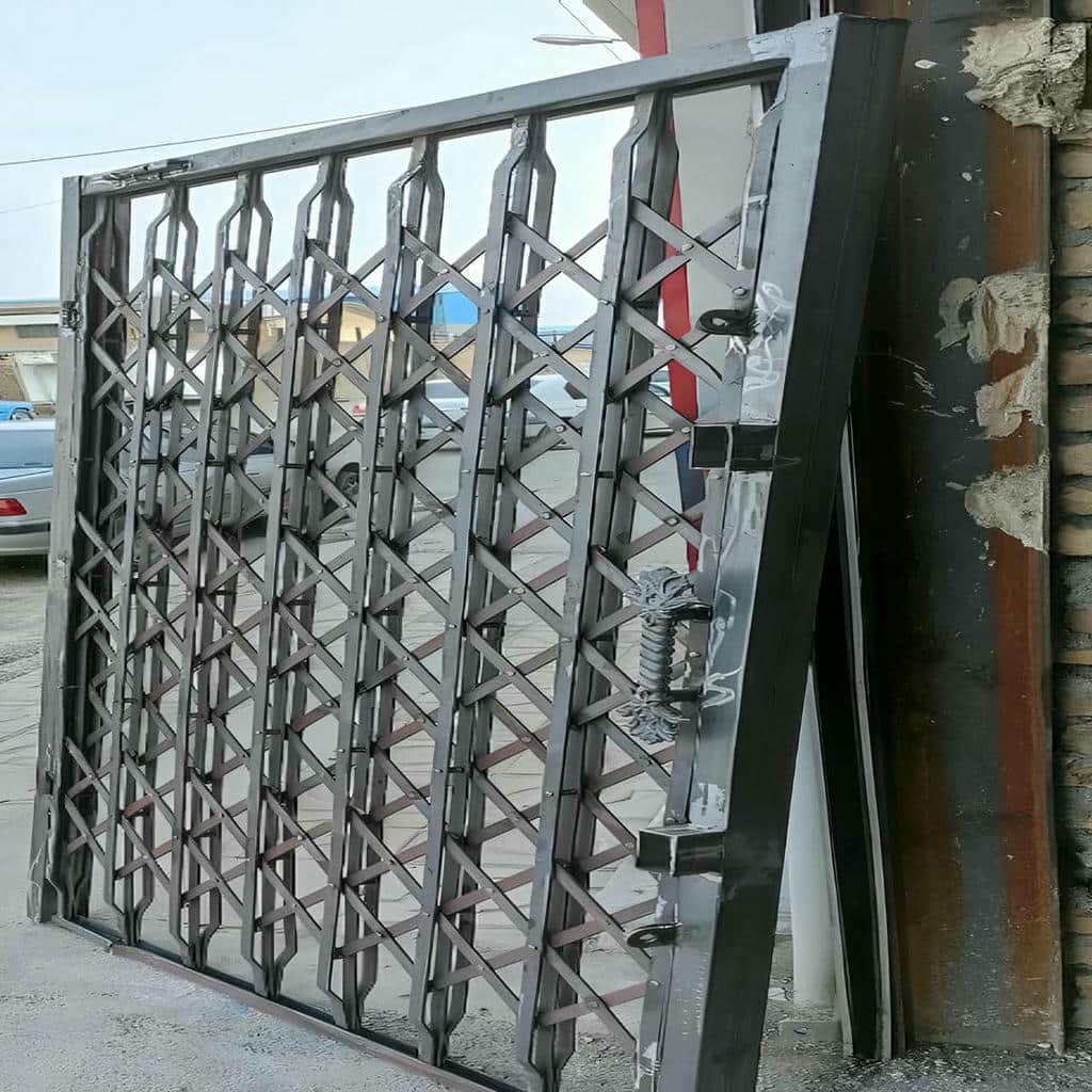 حفاظ درب ورودی سفارشی فلزی لوکس
