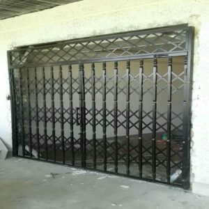 حفاظ آکاردئونی فلزی ورودی ساختمان