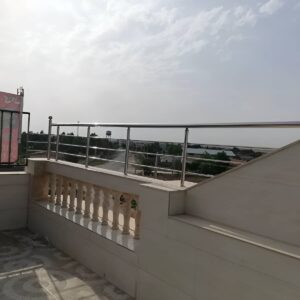 نرده مدرن بالکن با طراحی سفارشی
