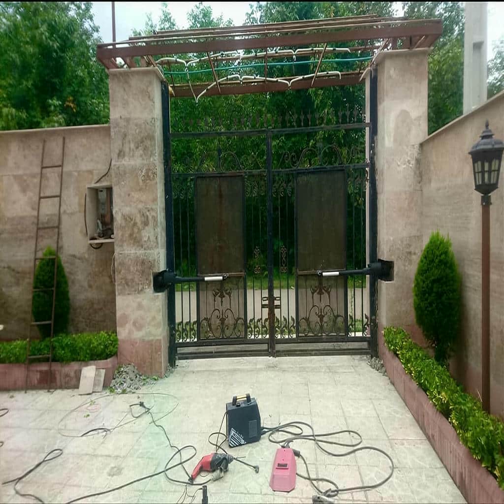جک درب پارکینگ برای ساختمان مسکونی