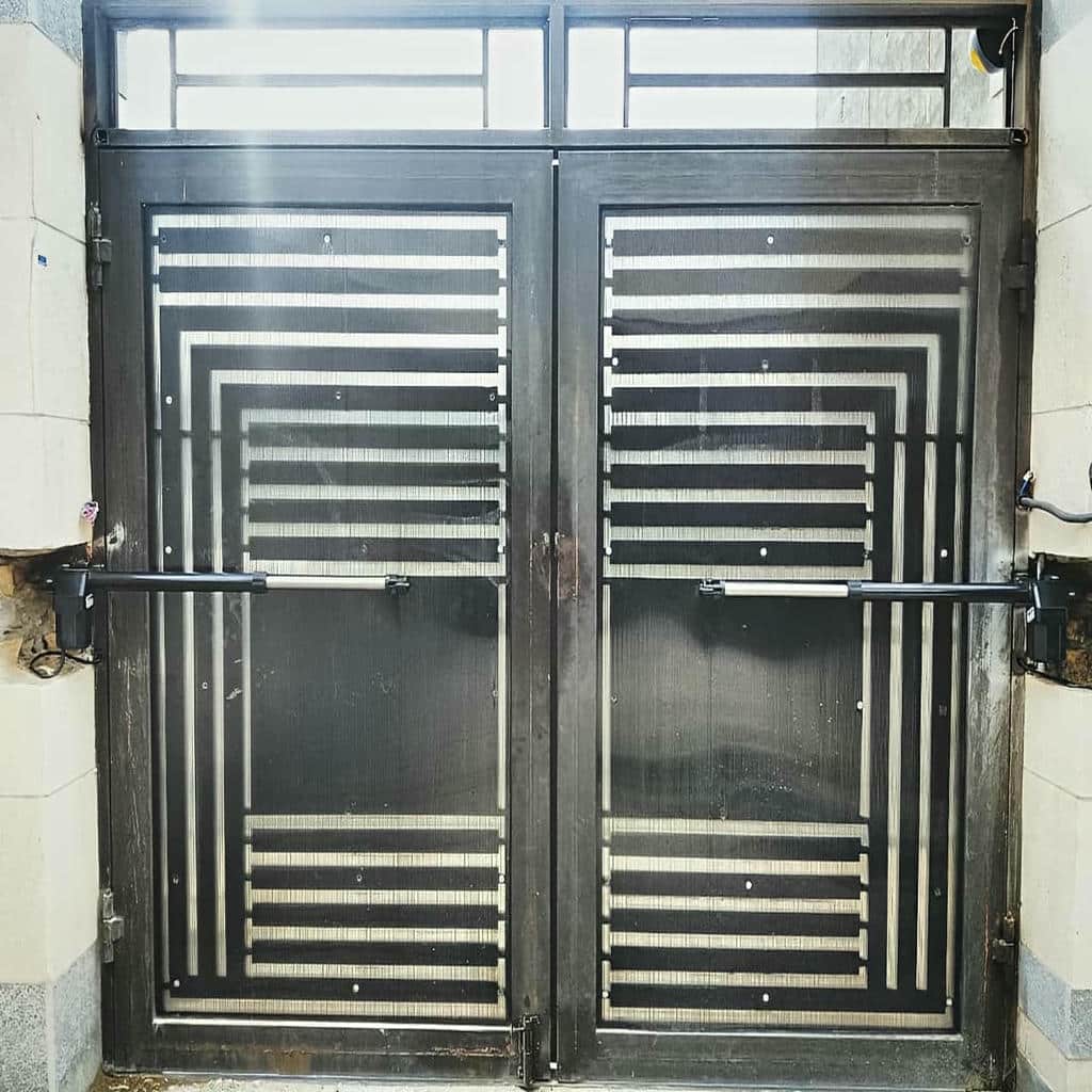 جک درب پارکینگ در نمونه اجرای تخصصی