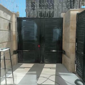جک درب ویلایی بازویی با طراحی لوکس