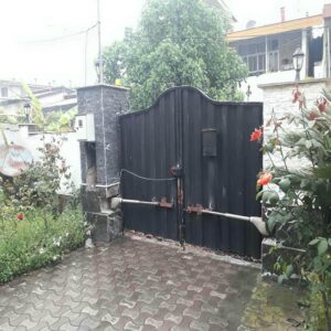 جک درب ویلایی با طراحی بازویی