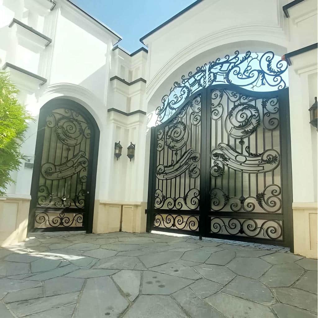 درب ویلایی فلزی مناسب ورودی حیاط