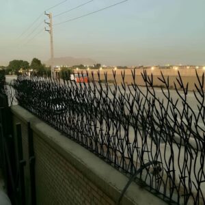حفاظ بوته ای فلزی با پوشش رنگی