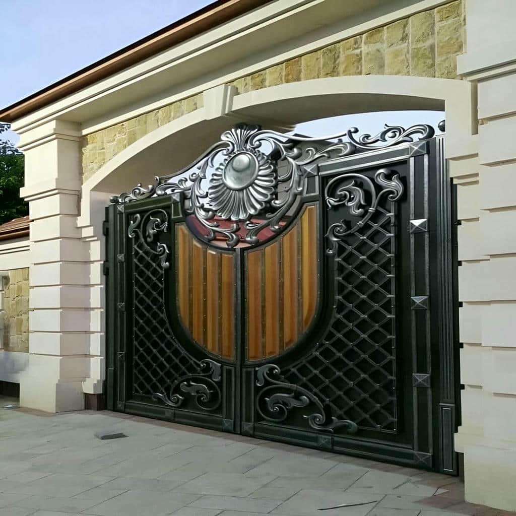 درب آهنی مدرن نصب شده در استان چهارمحال و بختیاری درب آهنی مدرن نصب شده در استان چهارمحال و بختیاری